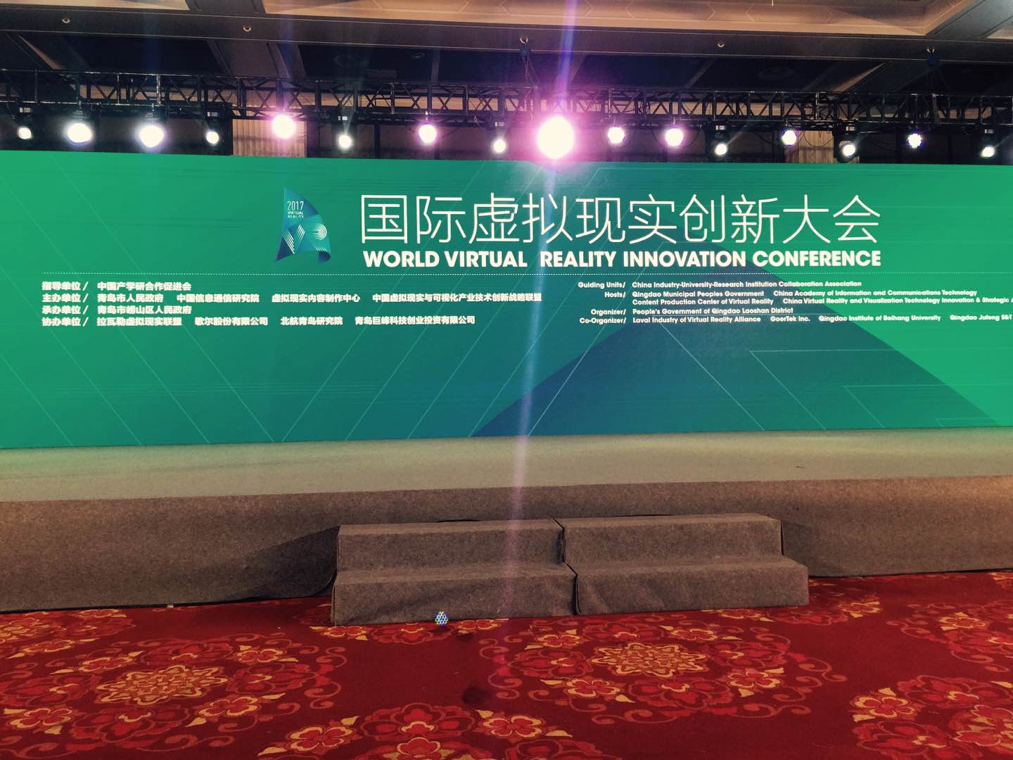 ��Ȧ- ��ȦΪ�Ķ���