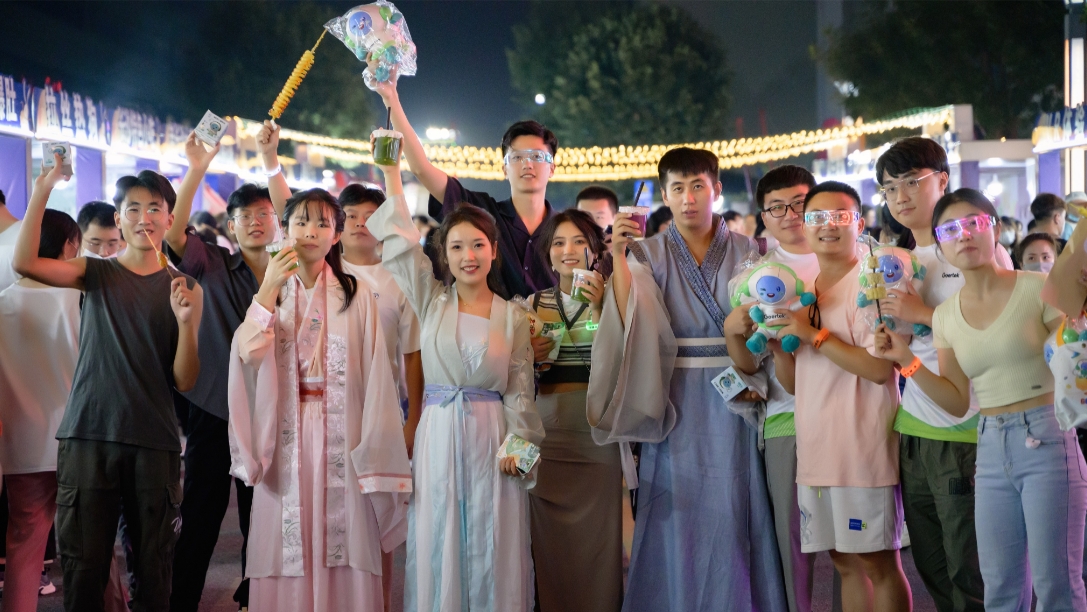 ��Ȧ- ��ȦΪ�Ķ���